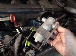 See B3703 repair manual